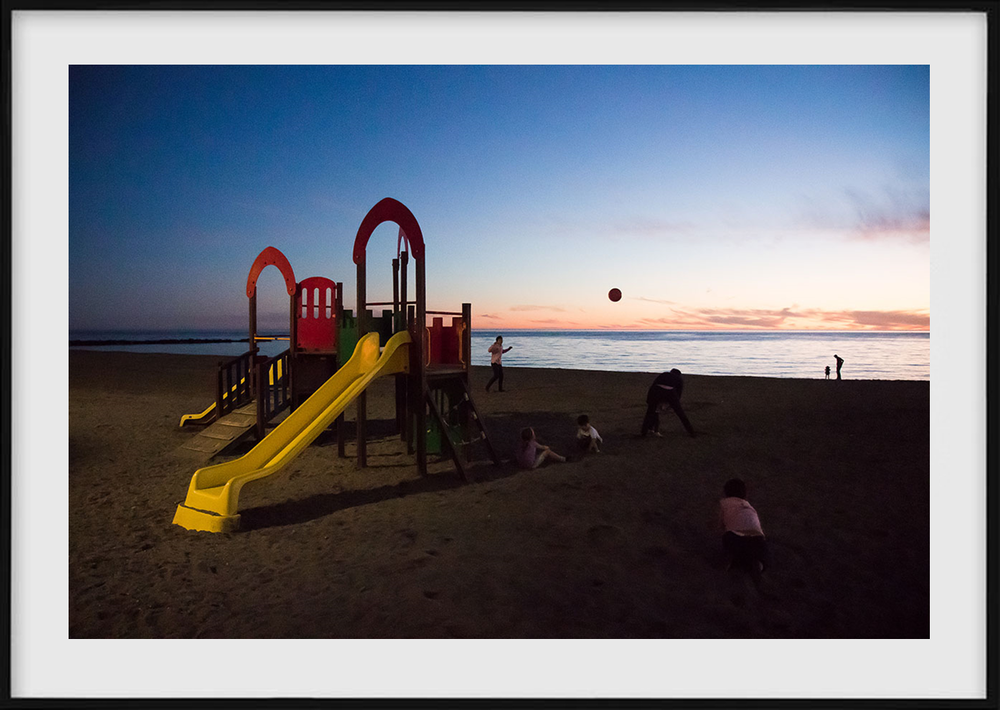 The playground next door - FE